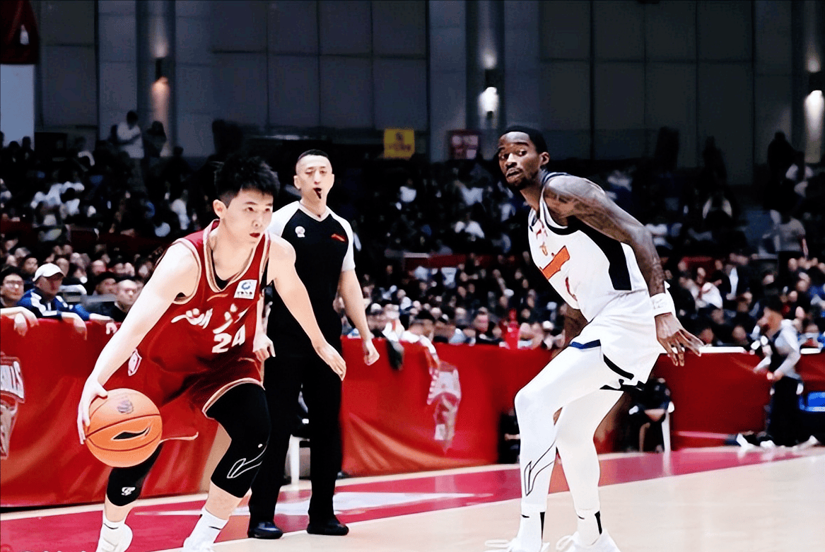 足球比赛意外 足球比赛意外